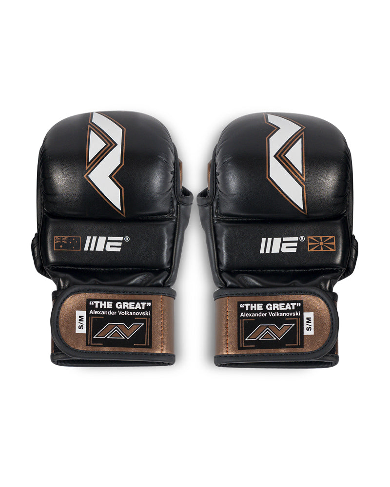 The Great MMA Grappling Gloves by Alexander Volkanovski